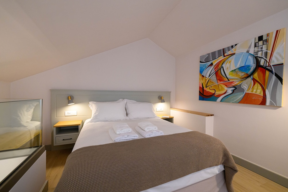 Luxury Suite (Maria, First Floor) photo 1