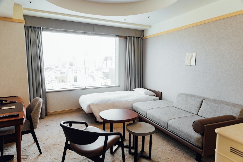 Club Suite Family Room with Club Lounge access, 22nd floor and above, 63sqm, Non Smoking photo 3