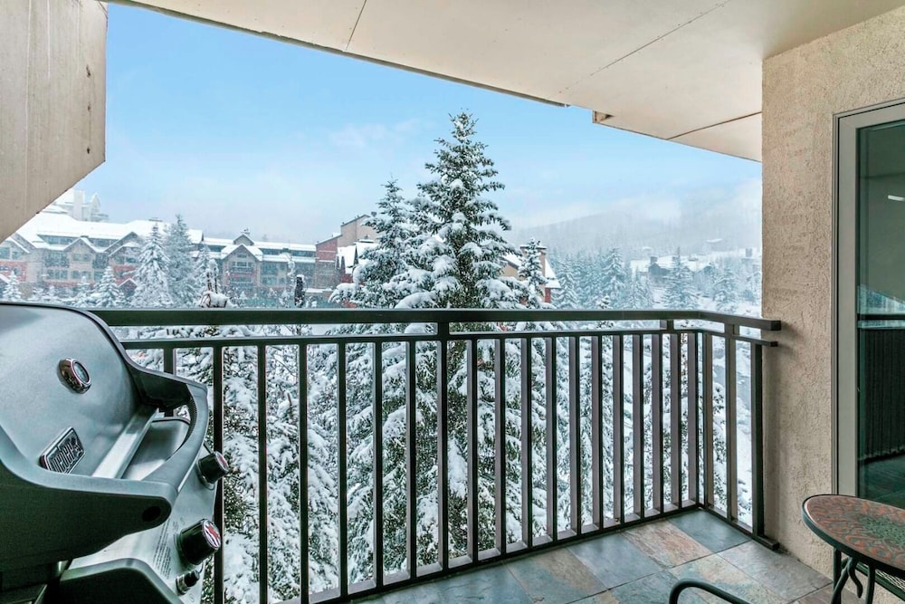 Condo, 2 Bedrooms 2 Bathrooms (Diamond 900 Square Foot Condominium) - Photo 8