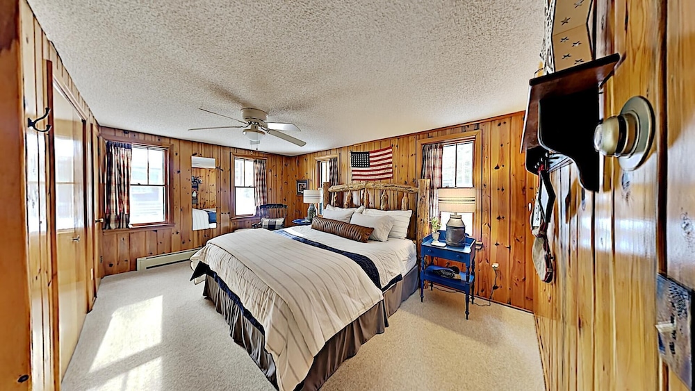 Cabin, Multiple Beds, Kitchen photo 2