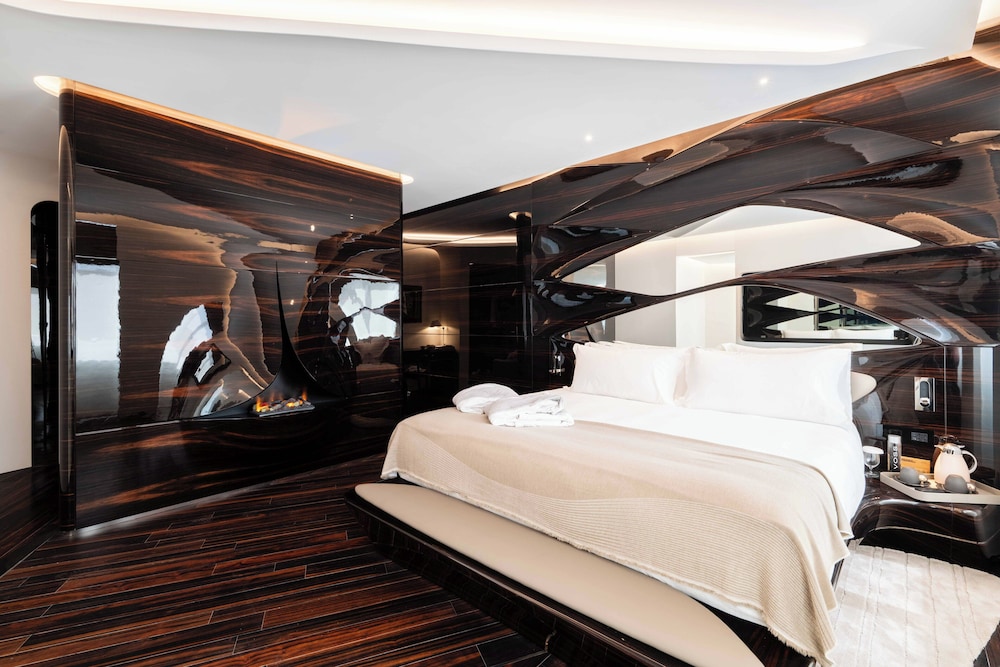 Junior Suite thumbnail 6