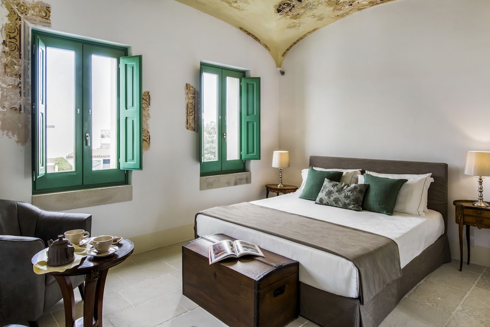 Double Room, Pool View