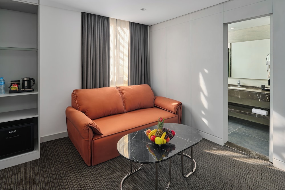 Egyptians &amp; Residents Only - Smart Junior Suite - City View photo 3
