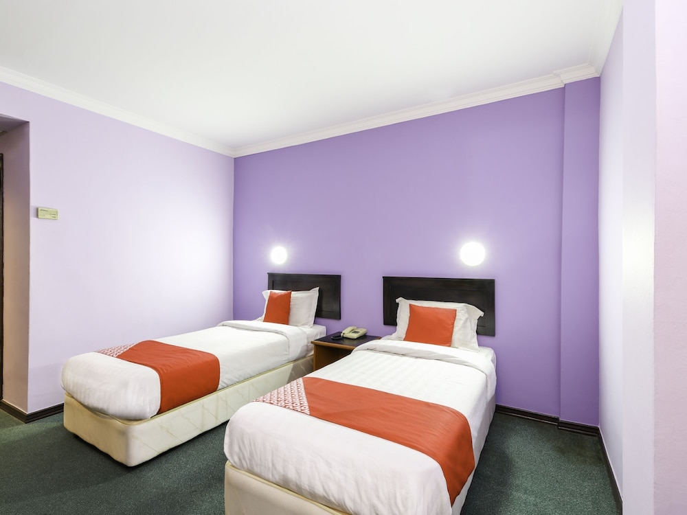 Standard Twin Room photo 2