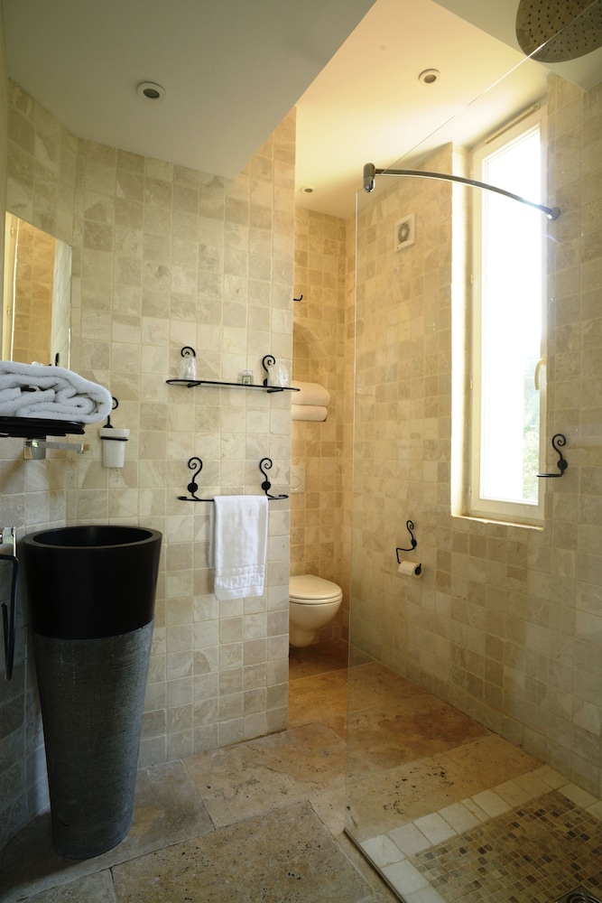 Superior Room - Photo 9