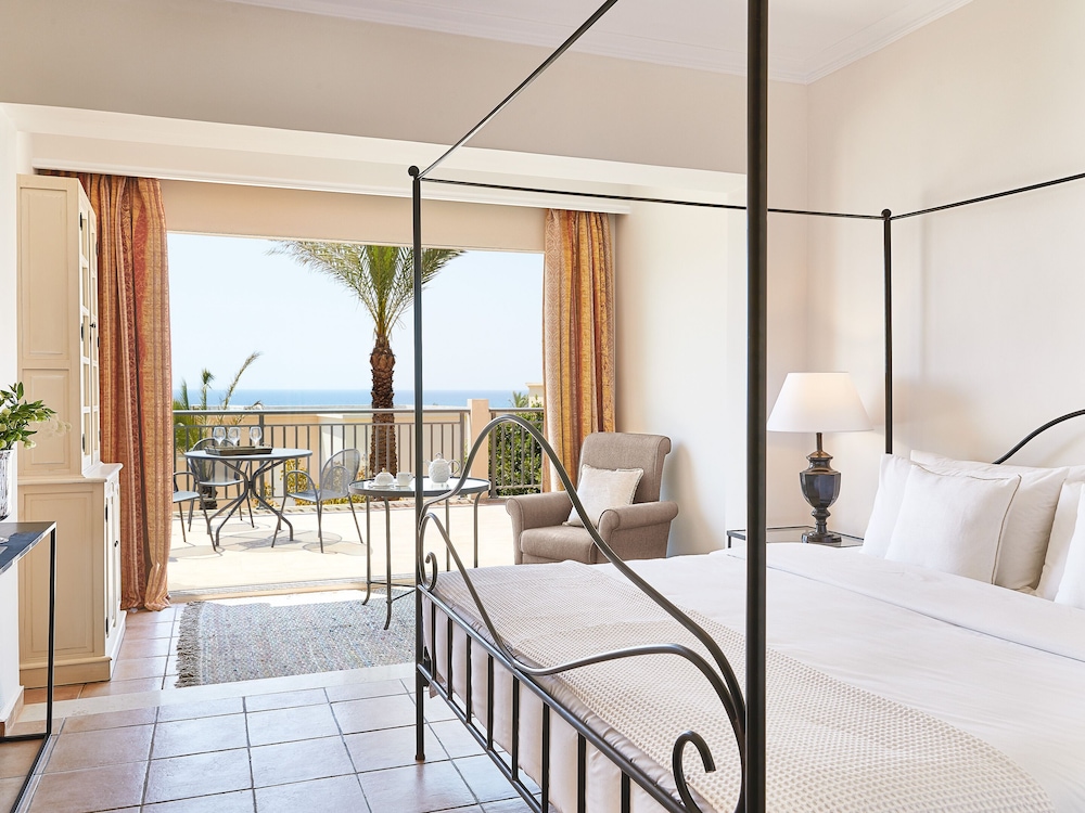 Family Bungalow Sea View