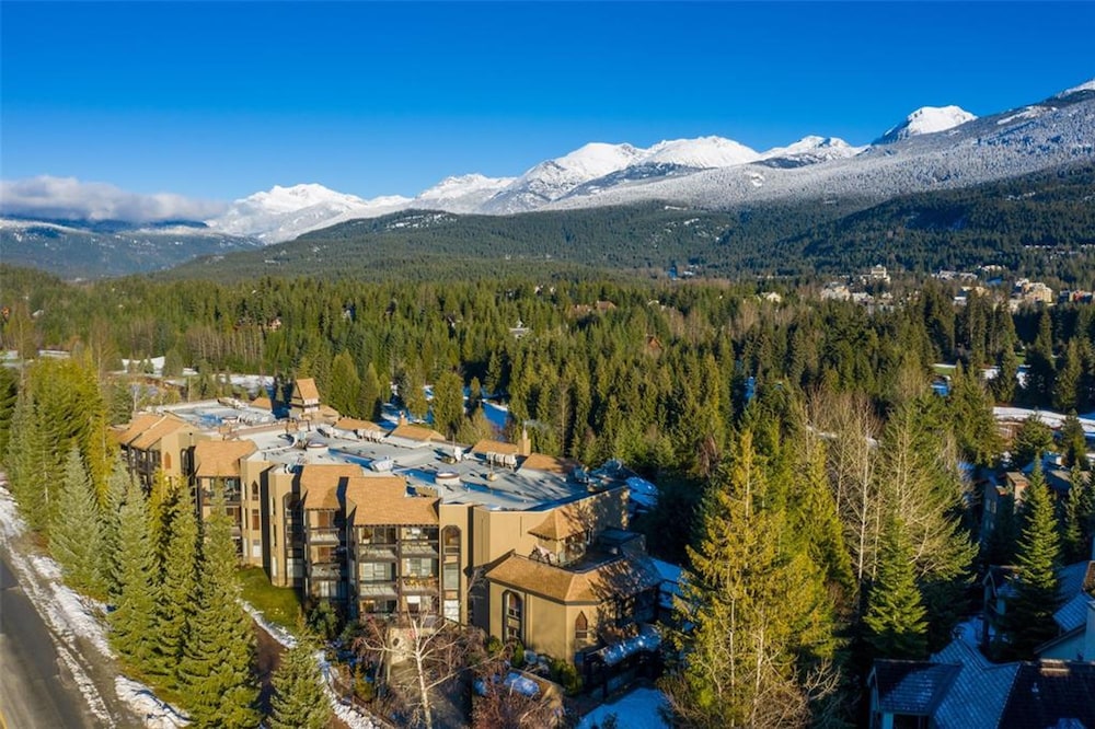 Ironwoods by Whistler Blackcomb Vacation Rentals, Photo 19