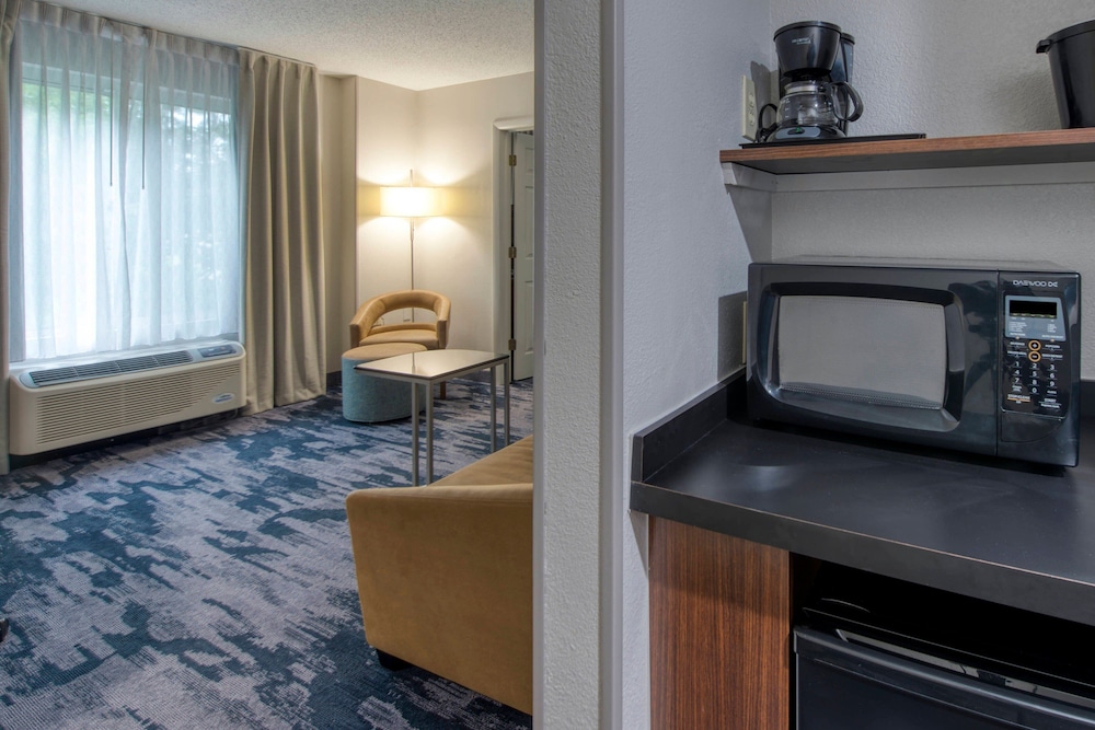 Executive Suite, 1 King Bed with Sofa bed - Photo 6