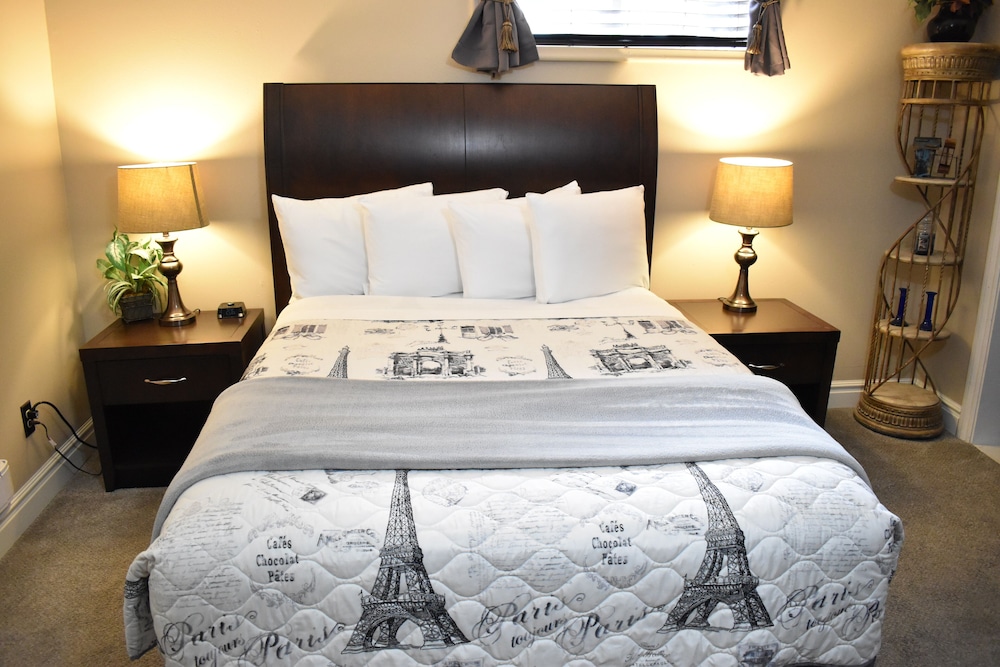 Economy Suite, 1 Bedroom, Non Smoking, Kitchen photo 2