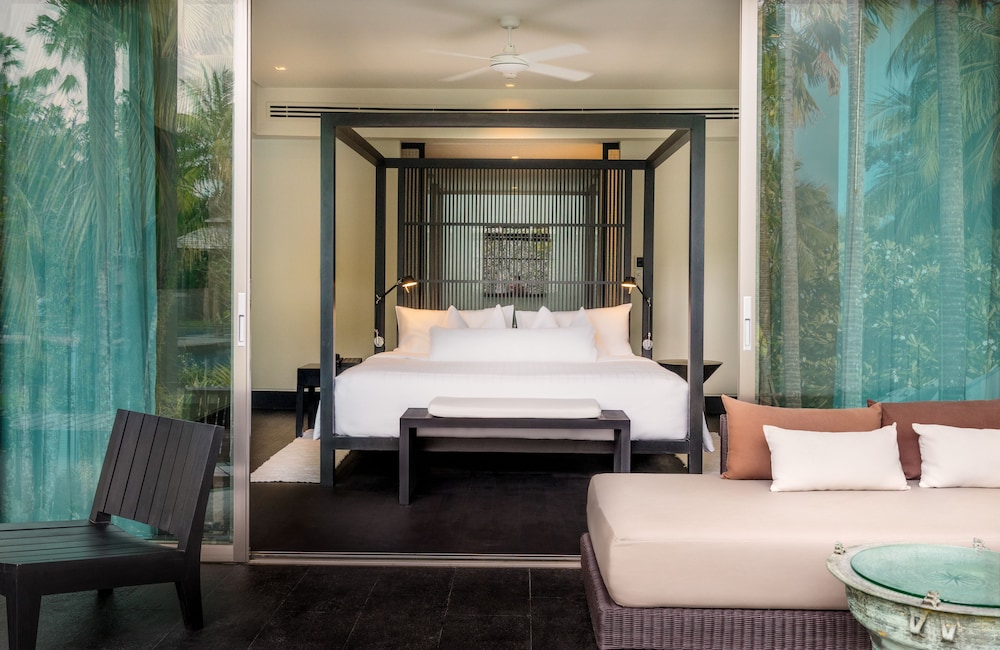 Lagoon Suite