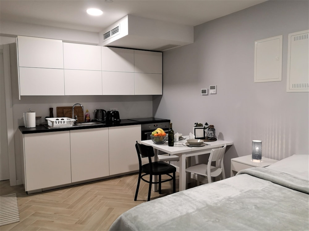 Deluxe Studio Suite photo 3