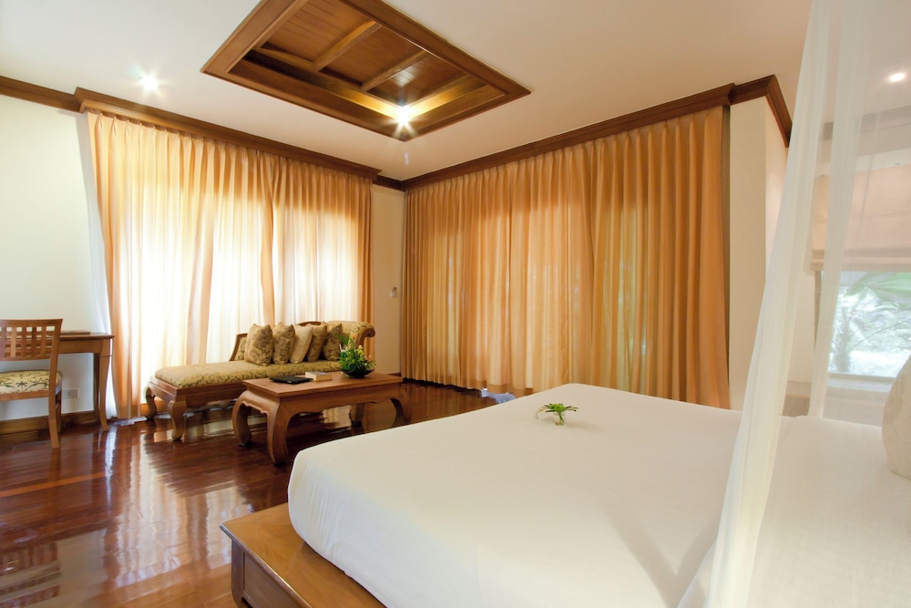 Tropical Villa Double Bed - Photo 2