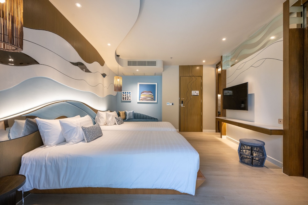 Junior Room, 1 Twin Bed, Pool Access, Ground Floor photo 2
