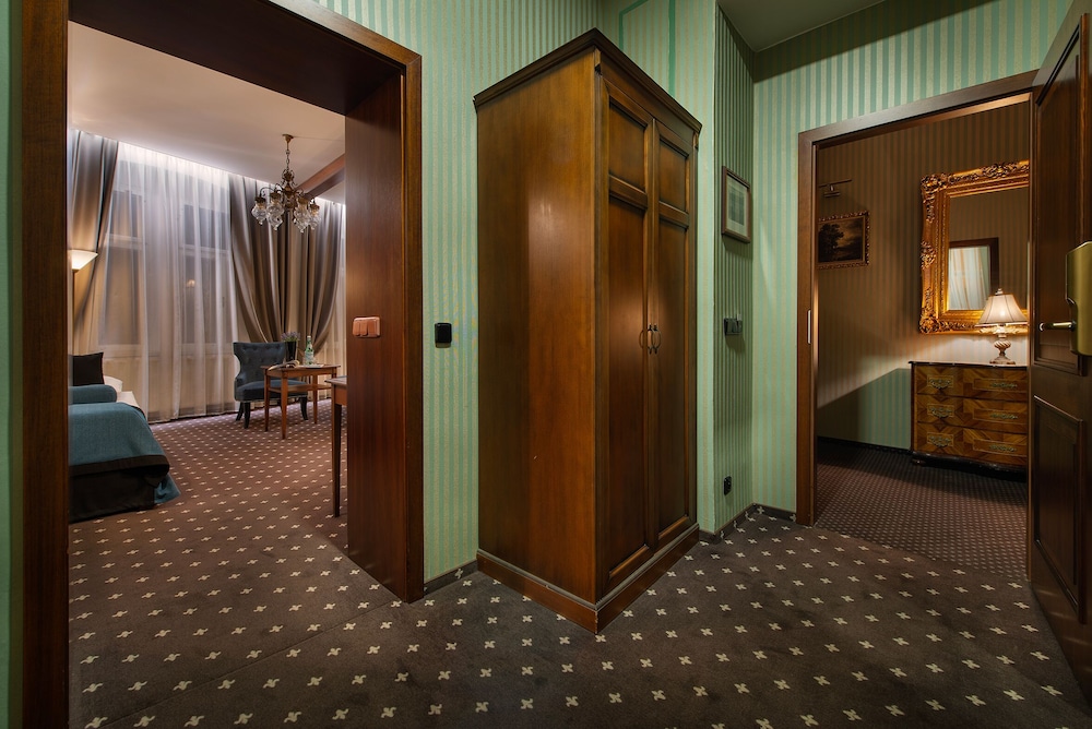 Deluxe Quadruple Room photo 2