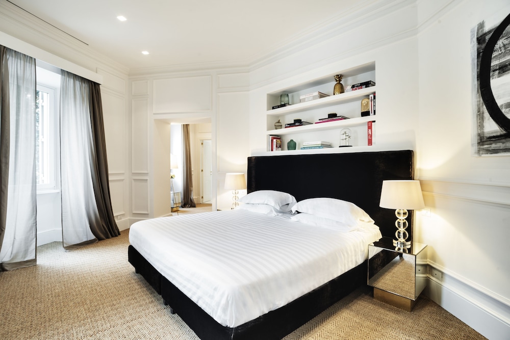 Luxury Suite, 1 King Bed photo 2