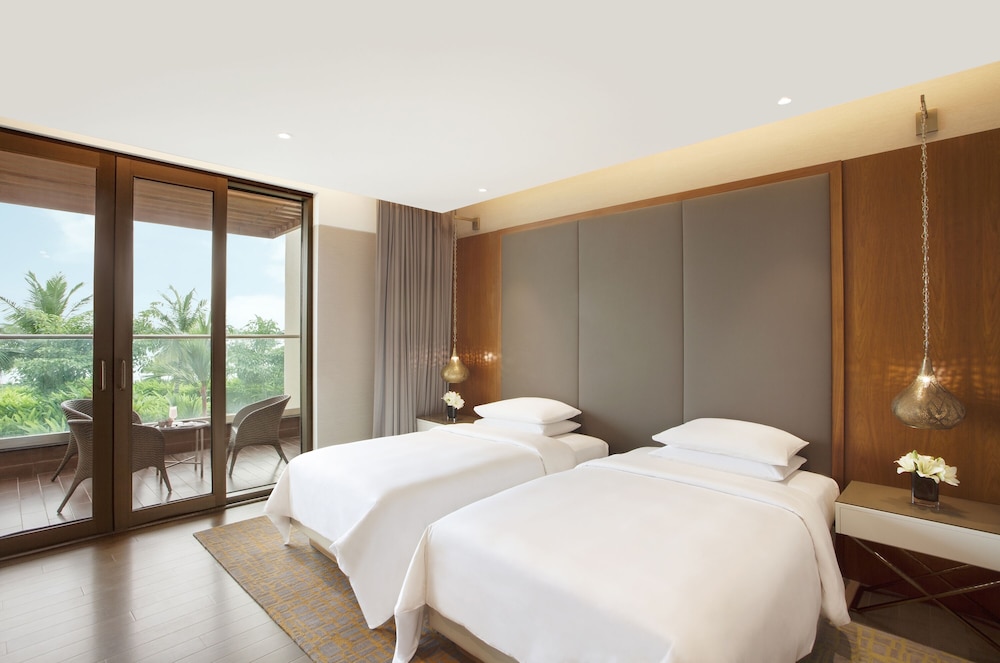 Club Room, 2 Twin Beds, Terrace