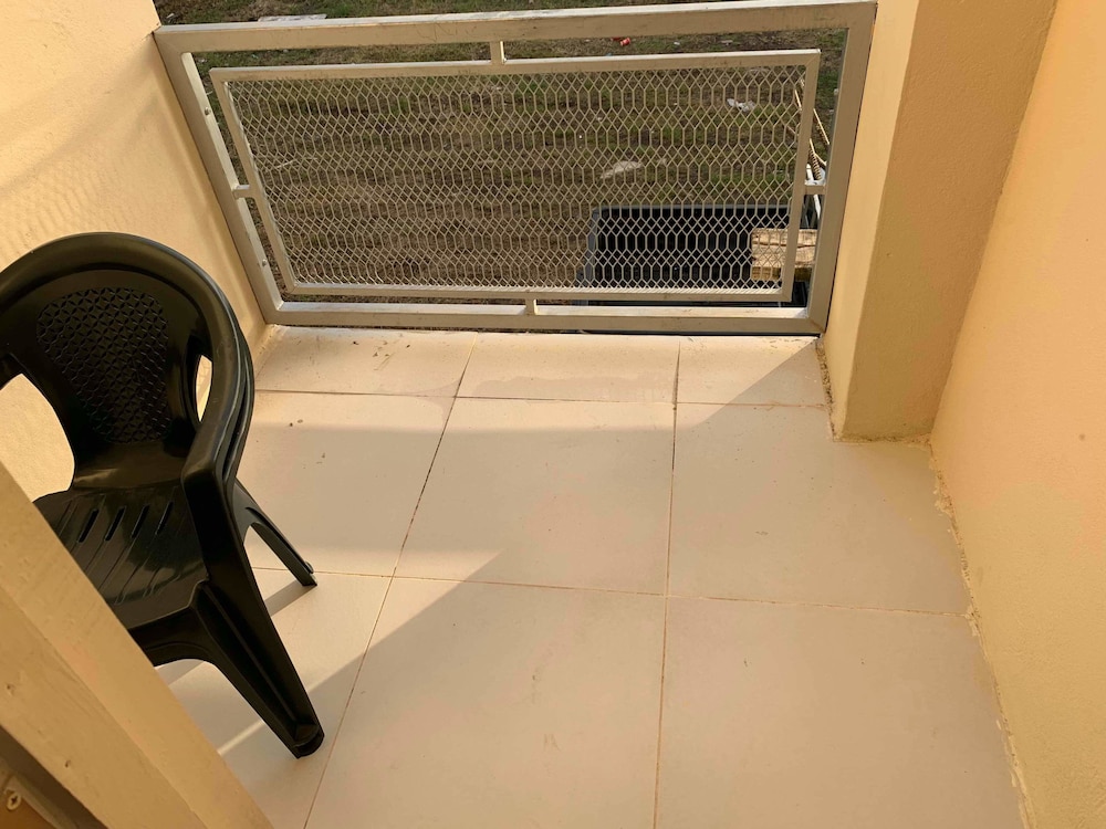 Family Room with Balcony photo 3