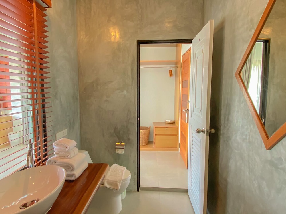 Deluxe Double Room, 1 Double Bed photo 3