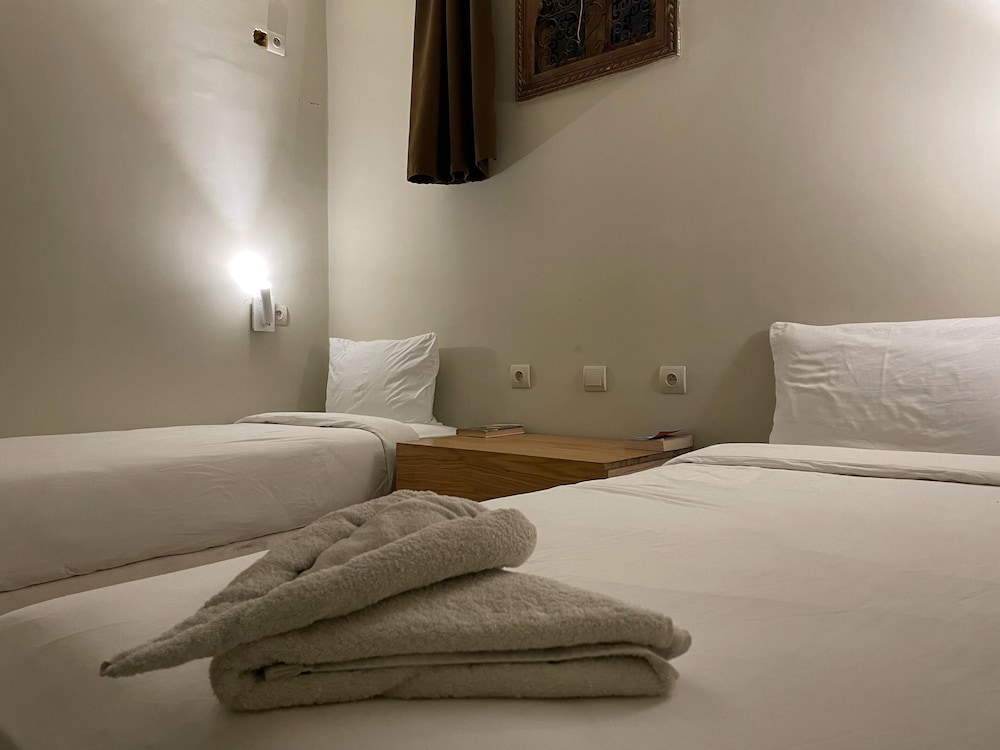 Classic Double or Twin Room photo 2