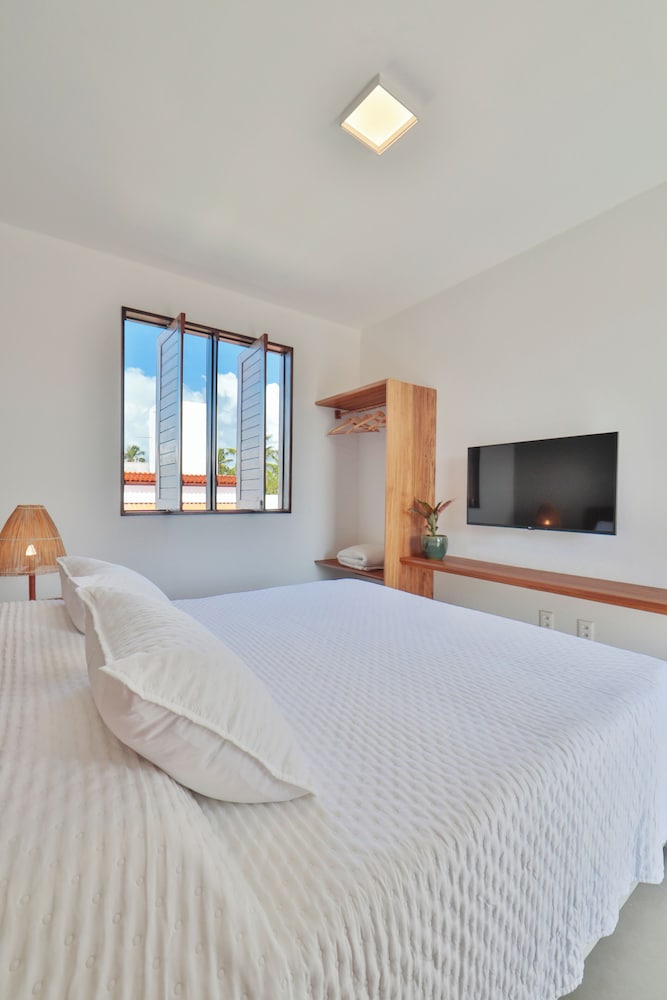 5 - Superior Suite photo 3
