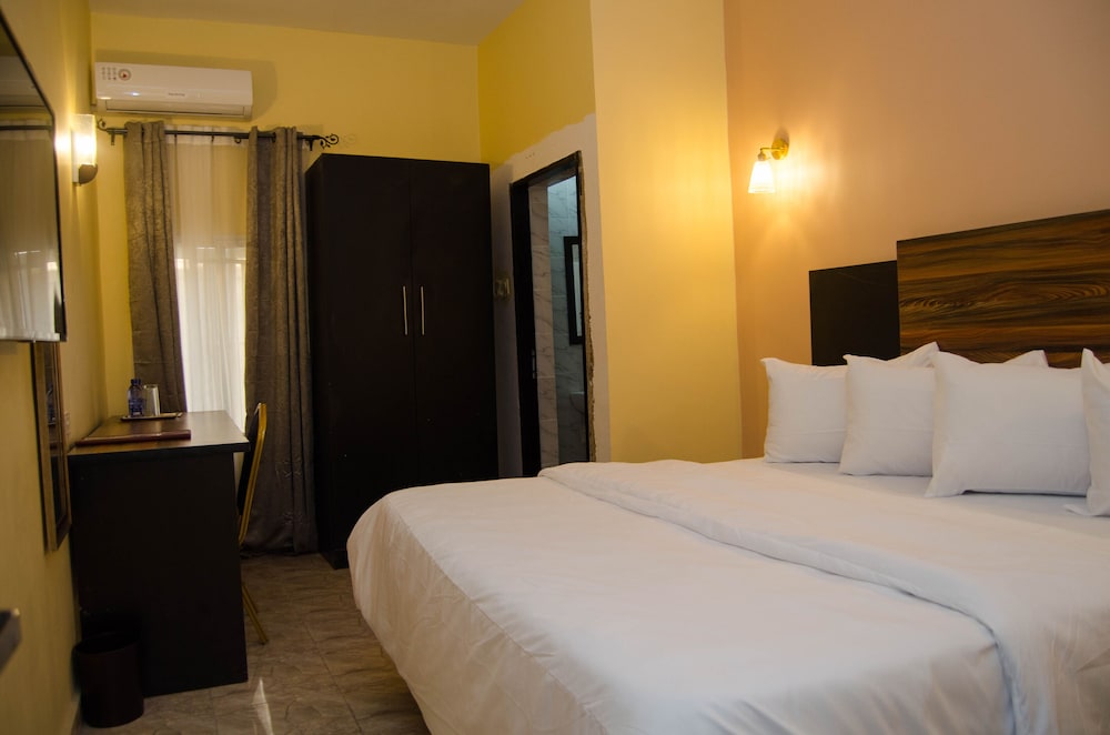Deluxe Double Room photo 3