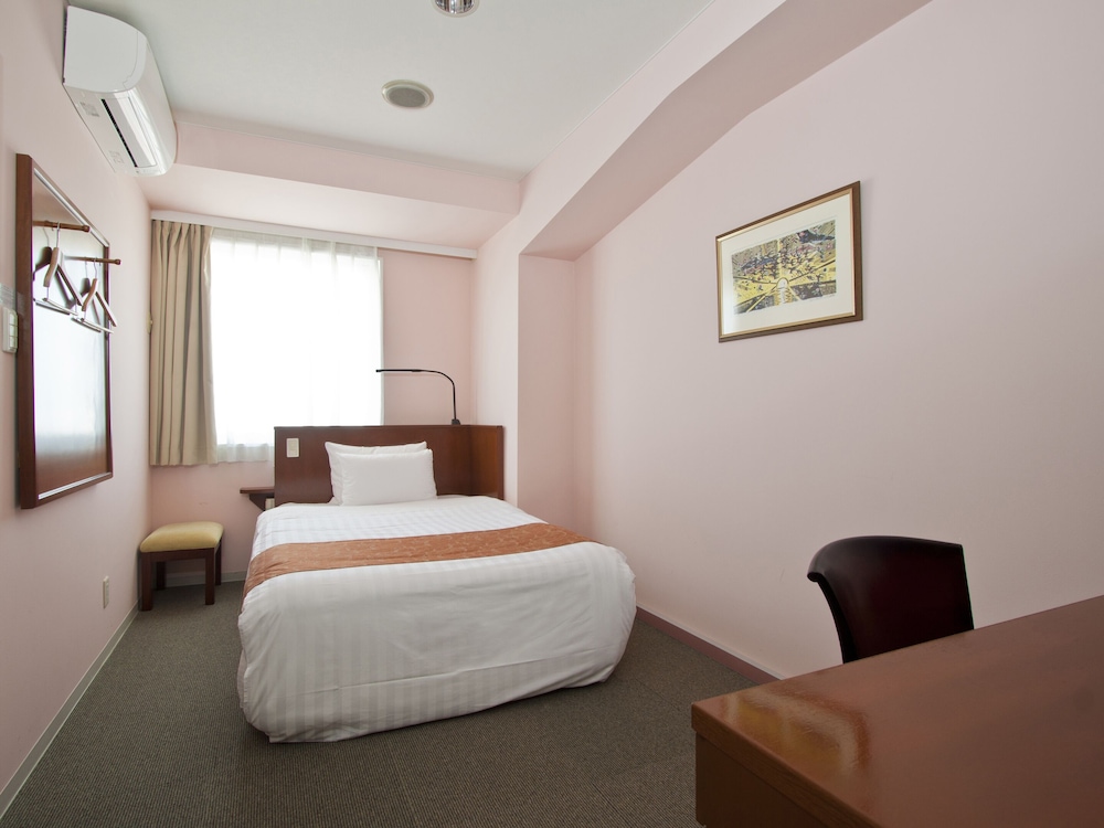 Deluxe Semi Double Room, 1 Semi Double Bed, Non Smoking