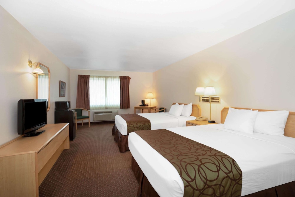Room, 2 Double Beds, Accessible, Non Smoking (Mobility) photo 3