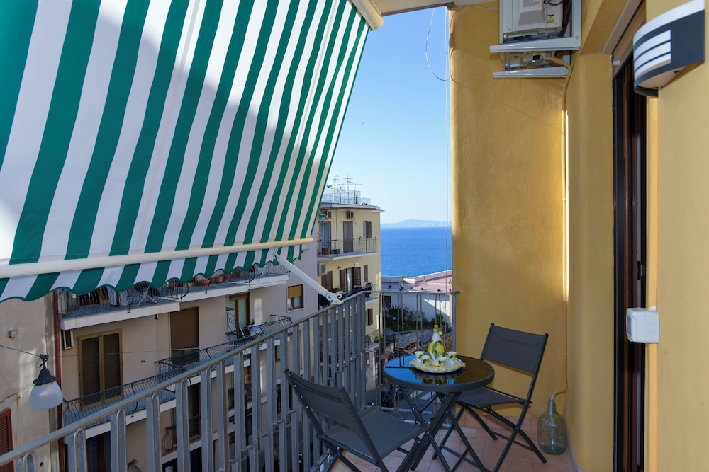 Comfort Apartment, Balcony, Partial Sea View