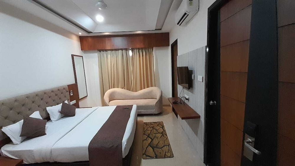 Deluxe Triple Room photo 1