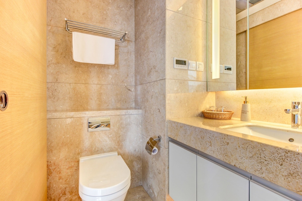 Classic Suite (Chinese,Hongkong,Macau,Taiwan Guests) photo 3