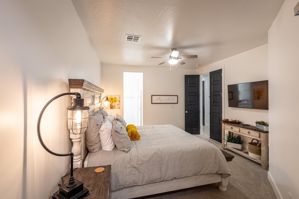 Townhome, Multiple Beds, Mountain View (Our Happy Place) photo 1