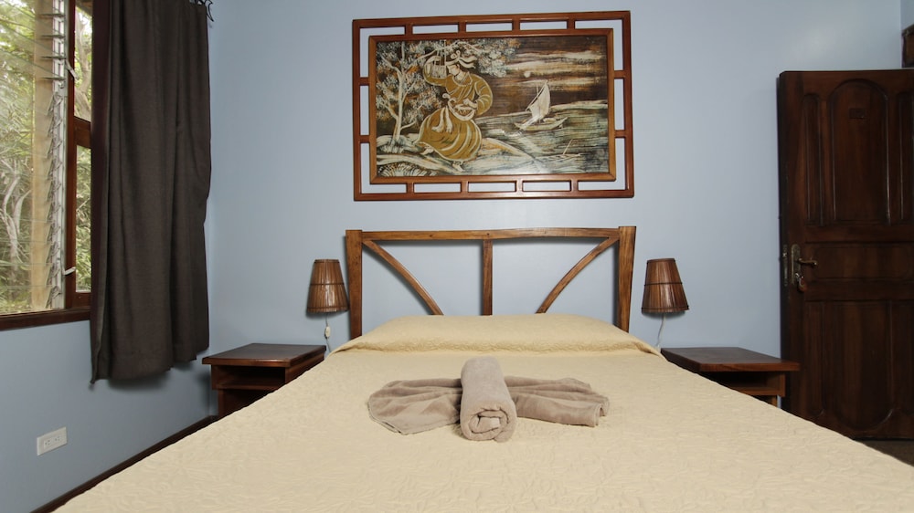 Chambre Triple Standard, vue jardin