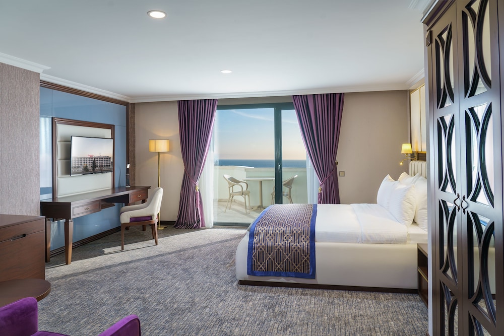 Deluxe Room, 1 Double Bed, Sea View - Photo 1