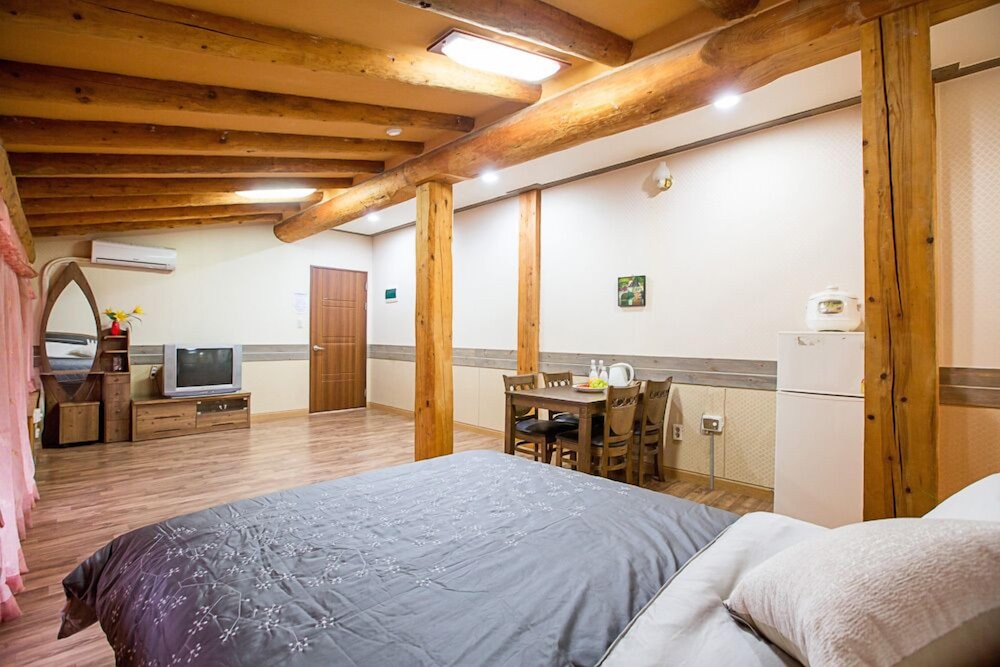 Room (Hyangnamu) photo 2