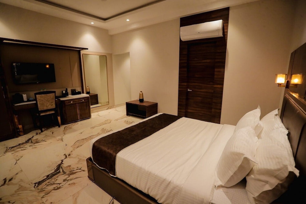 Superior Double Room photo 2