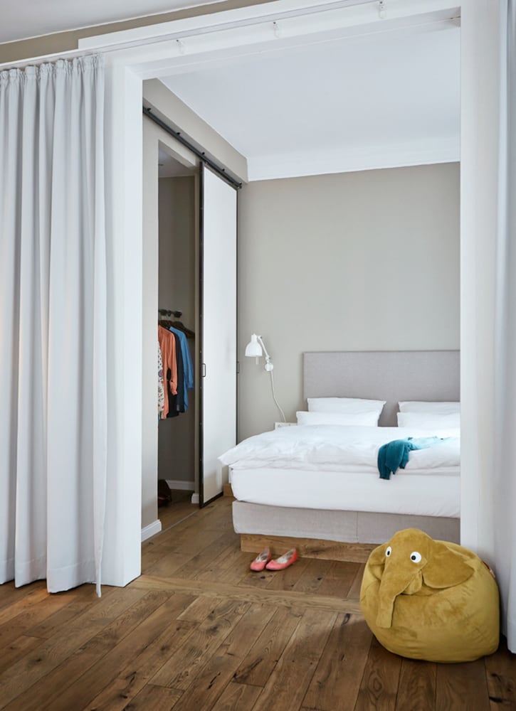 Junior Suite thumbnail 5