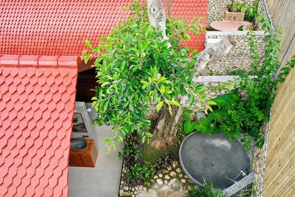 Luxury Bungalow 6