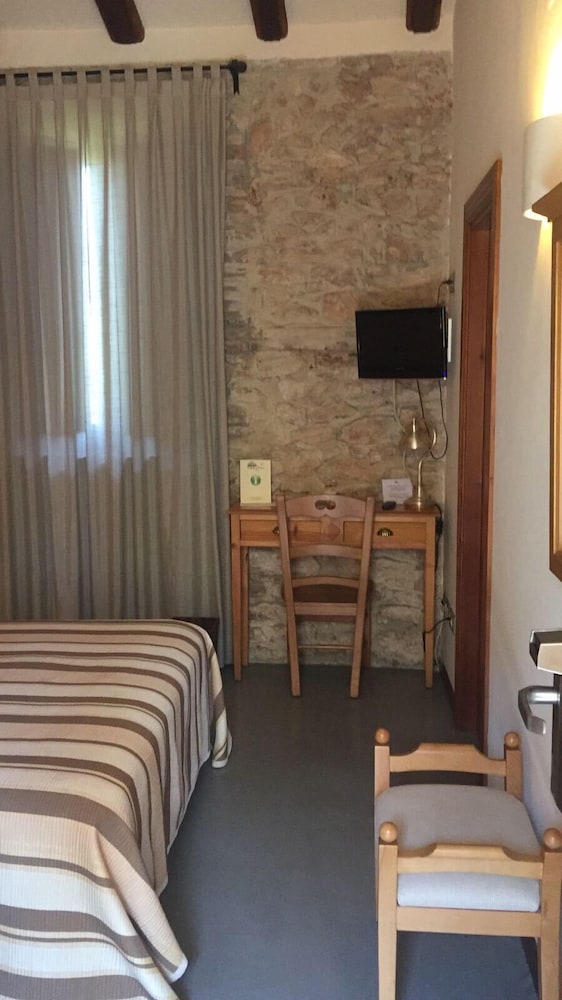 Double Or Twin Room photo 3