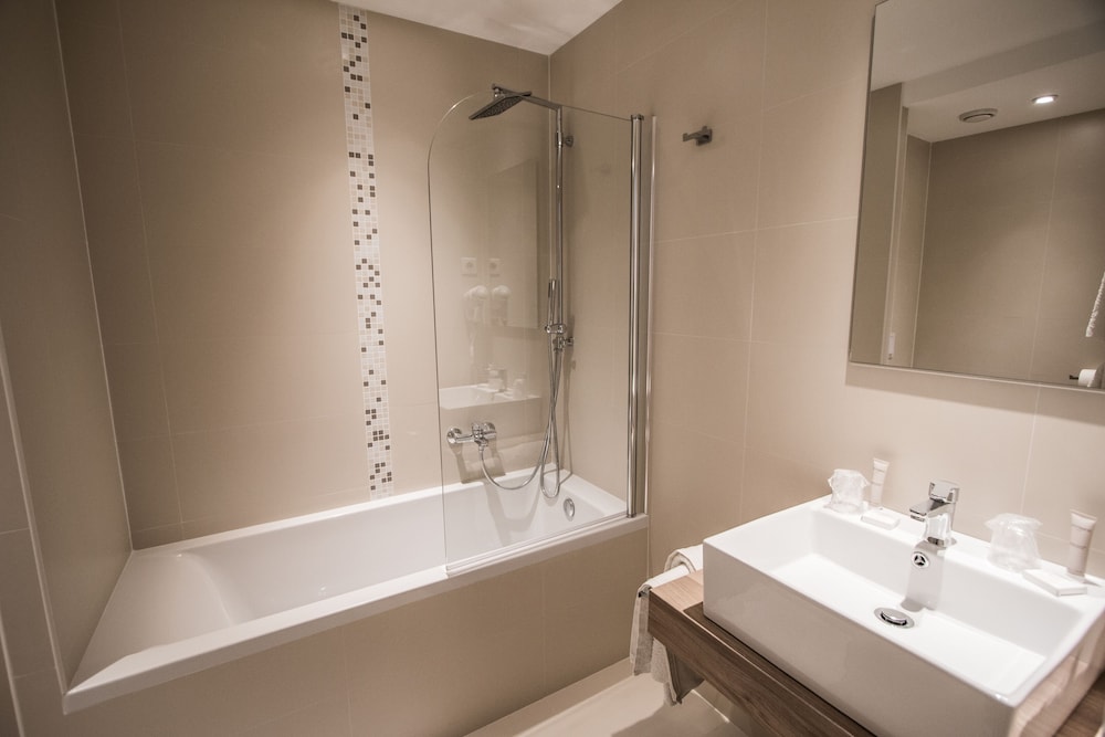 Business Double Room, 1 Double Bed, Non Smoking - Photo 14