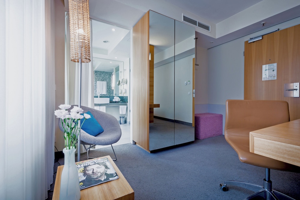 Room, 2 Twin Beds (High Floor)