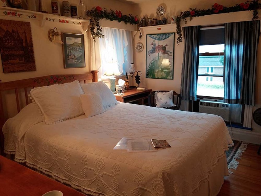 Double Room, Private Bathroom (Germany) photo 3