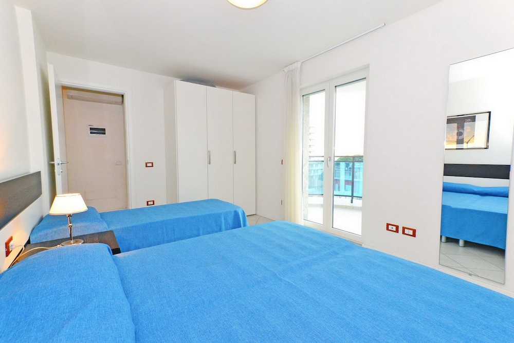 Apartment, 2 Bedrooms (C8.2)