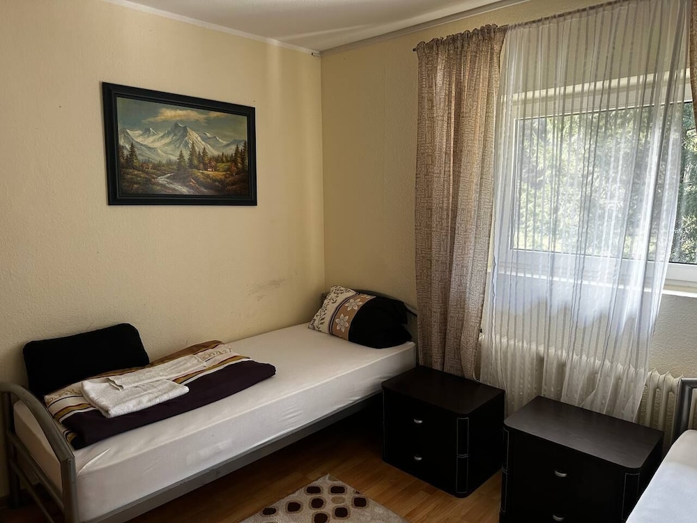 Basic Shared Dormitory, Mixed Dorm photo 2