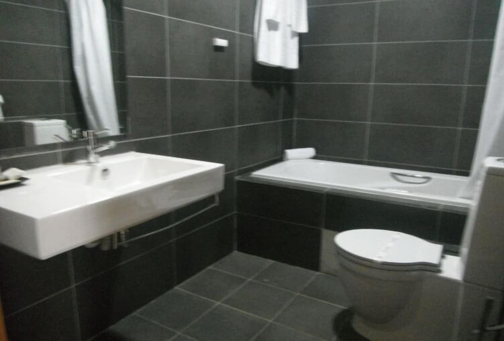 Deluxe Apartment photo 2