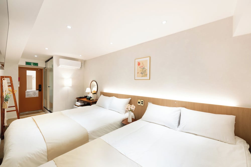 Family Twin Room