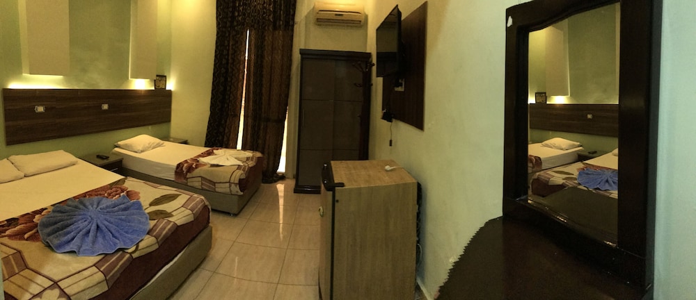 Standard Double Room - Photo 20