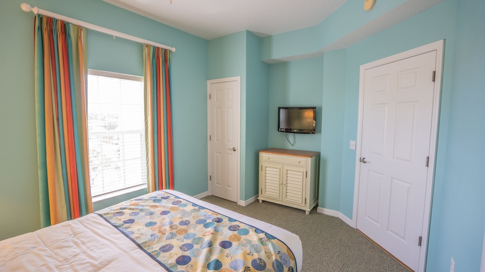 Suite, 1 Bedroom - Photo 16