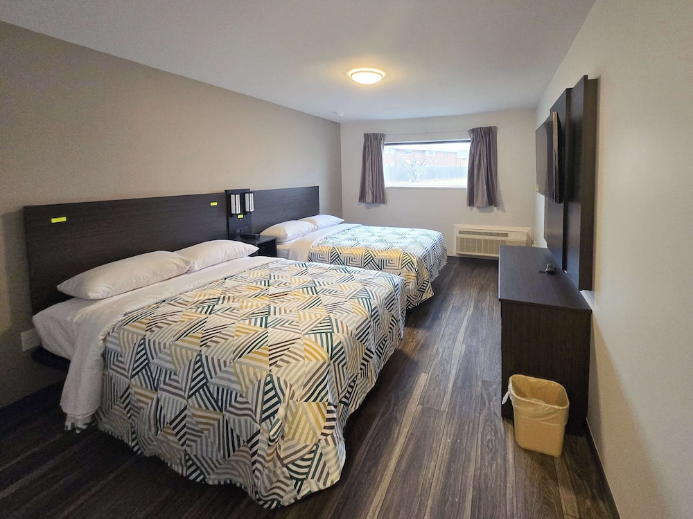 Standard Room, 2 Double Beds, Non Smoking - Photo 2
