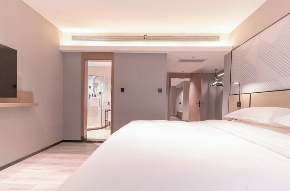 Executive Suite, River View