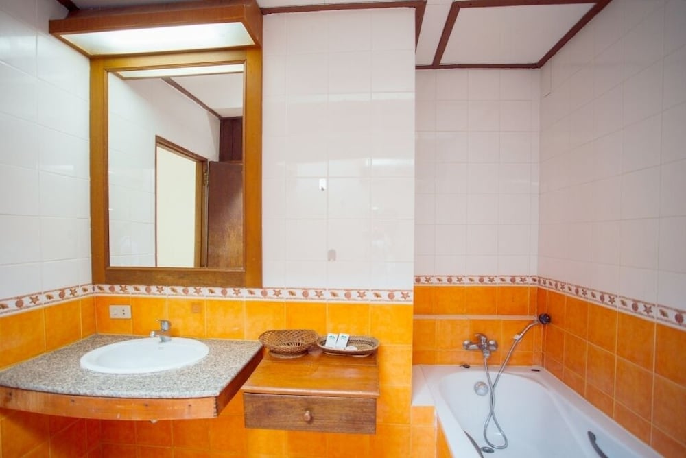 Superior Twin Bungalow - Photo 18